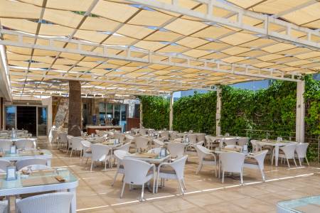 AZURE BY YELKEN HOTEL Restaurants